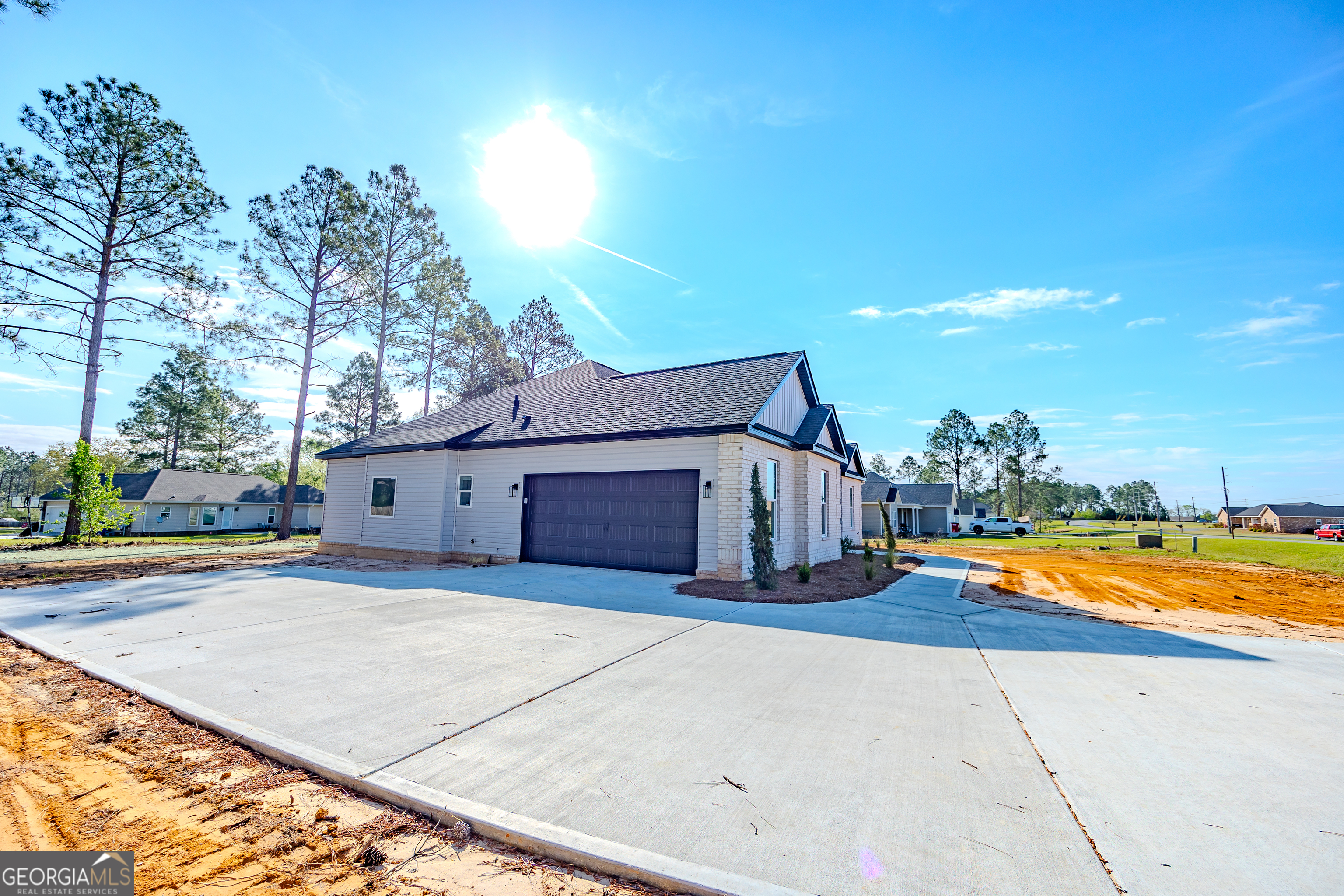 336 Mace Cannon Road Dublin, GA 31021 - Photo 13 of 62 a view of a house with pool and ocean view