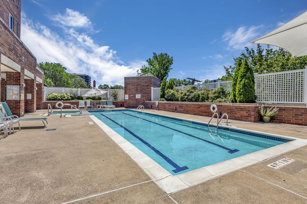 950 Massachusetts Avenue, Unit 512 Cambridge, MA 02139 - Photo 13 of 20