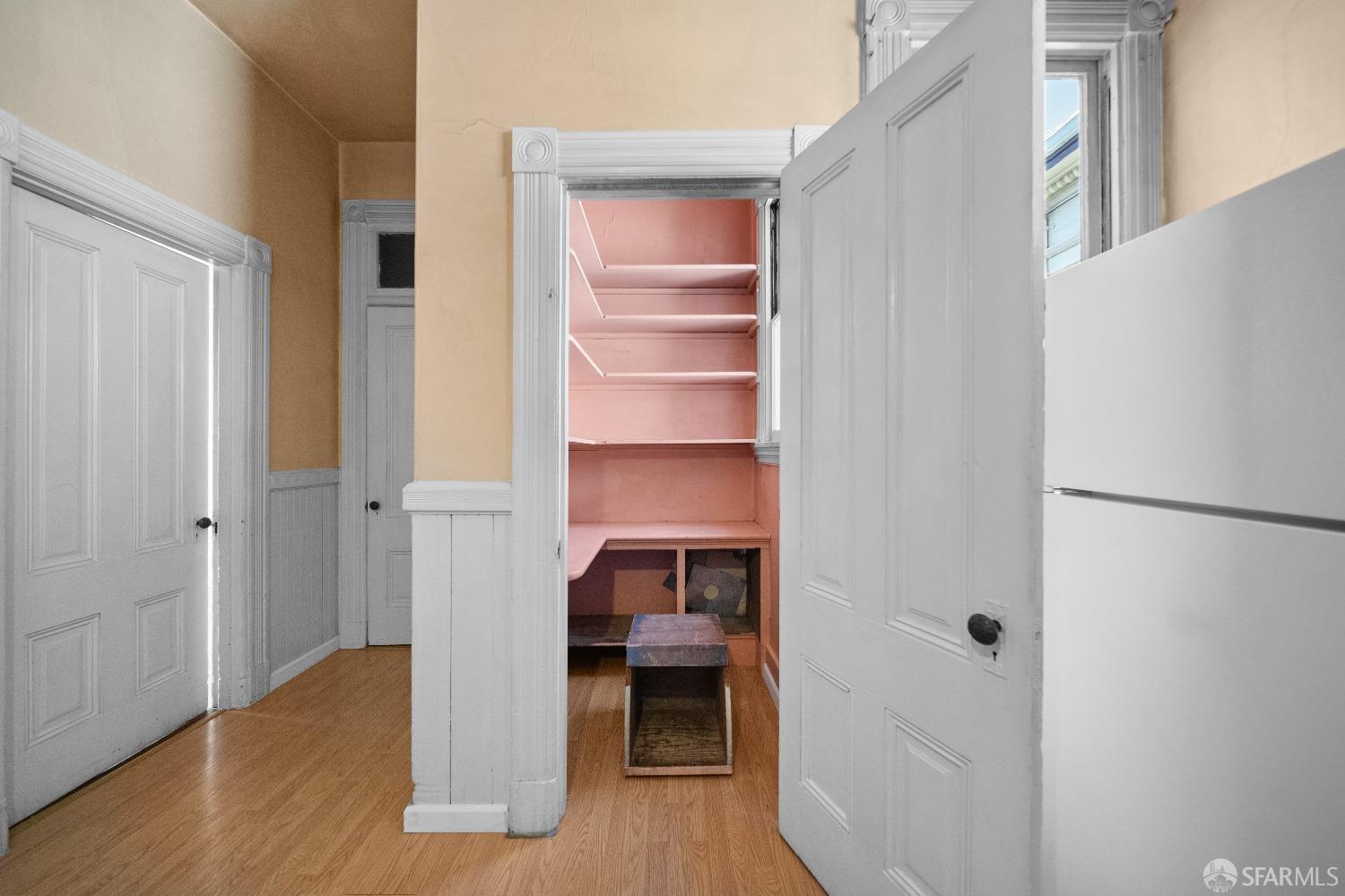 705 Jackson Street Oakland, CA 94607 - Photo 37 of 40 a view of room with wooden floor