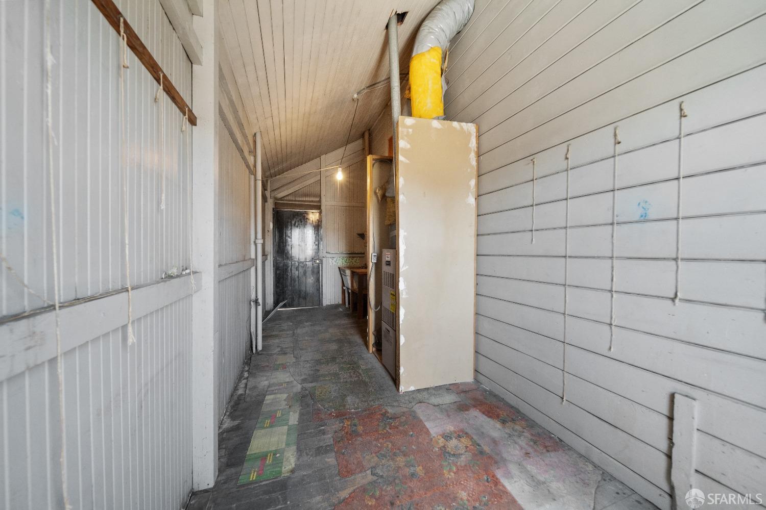 705 Jackson Street Oakland, CA 94607 - Photo 40 of 40 a view of a bathroom