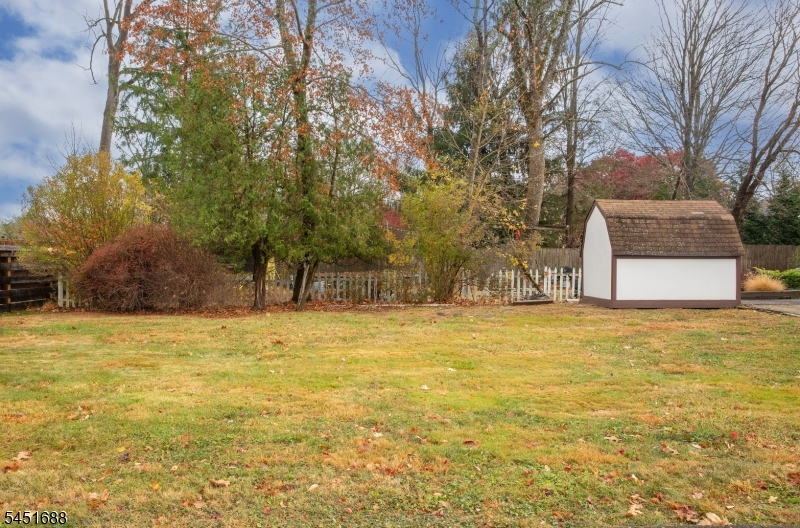 59 West Main Street, Unit 2 Mendham, NJ 07945 - Photo 8 of 18 Gallery Image 8