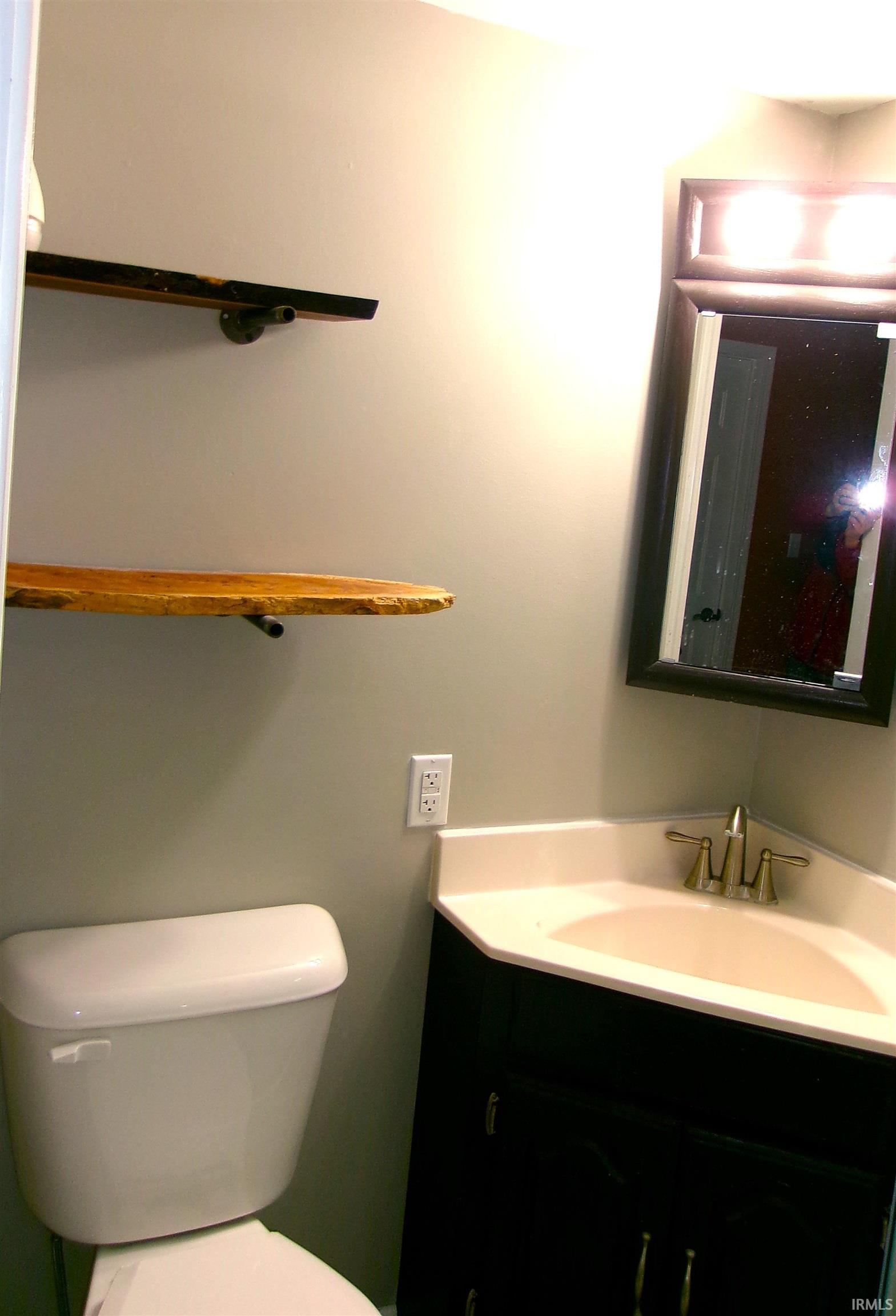 1016 Colonial Court Decatur, IN 46733 - Photo 6 of 21 Gallery Image 6