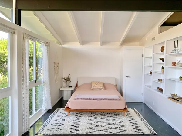 $6,000 | 3168 Stevely Avenue, Long Beach, CA 90808