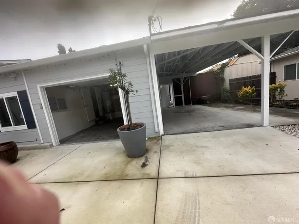 a view of a house with porch