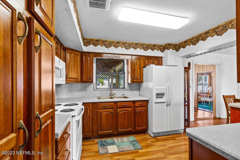 233 Denise Drive Jacksonville, FL 32218 - Photo 12 of 36 233 Denise -22