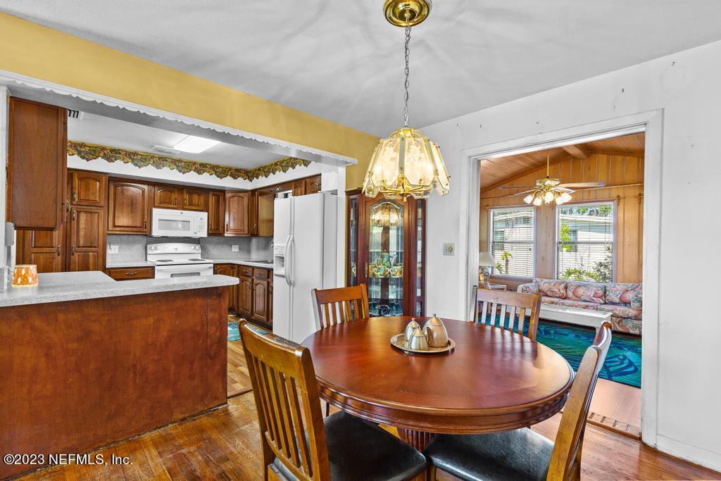 233 Denise Drive Jacksonville, FL 32218 - Photo 10 of 36 233 Denise -16