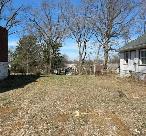 $9,900 | 4459 Grace Avenue, St. Louis, MO 63116