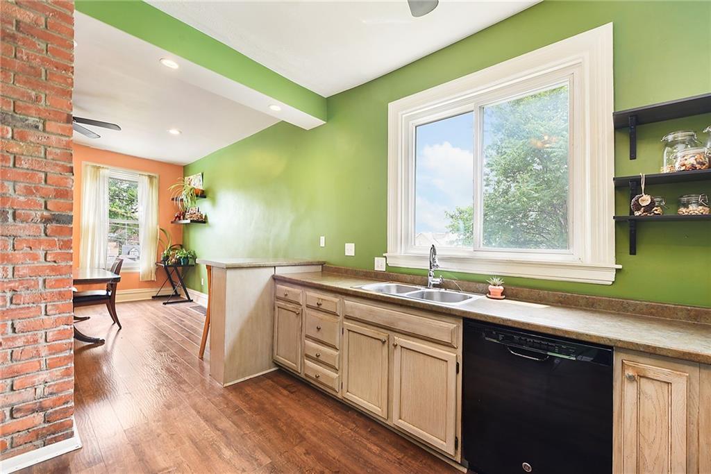 3114 Terrace Street Pittsburgh, PA 15213 - Photo 11 of 38 Gallery Image 11