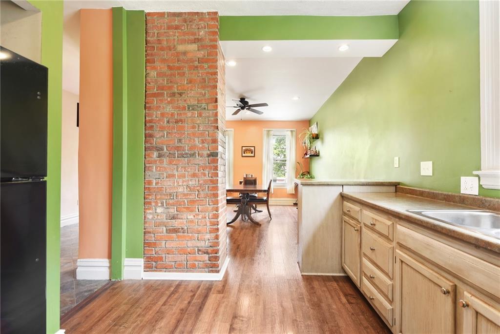 3114 Terrace Street Pittsburgh, PA 15213 - Photo 14 of 38 Gallery Image 14
