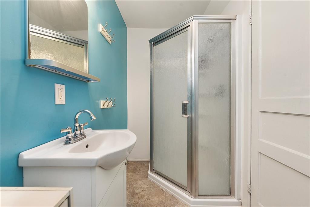 3114 Terrace Street Pittsburgh, PA 15213 - Photo 27 of 38 Gallery Image 27