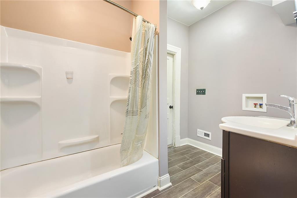 3114 Terrace Street Pittsburgh, PA 15213 - Photo 31 of 38 Gallery Image 31
