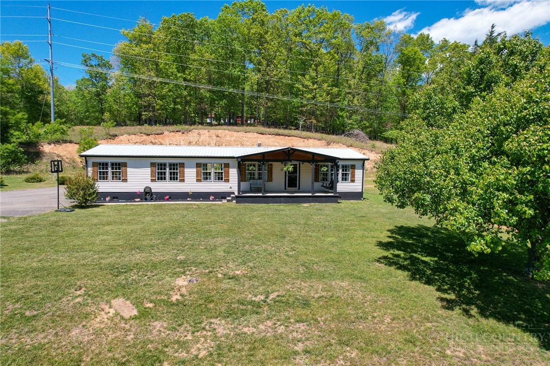 152 Pioneer Ridge Sparta, NC 28675 - Photo 32 of 48
