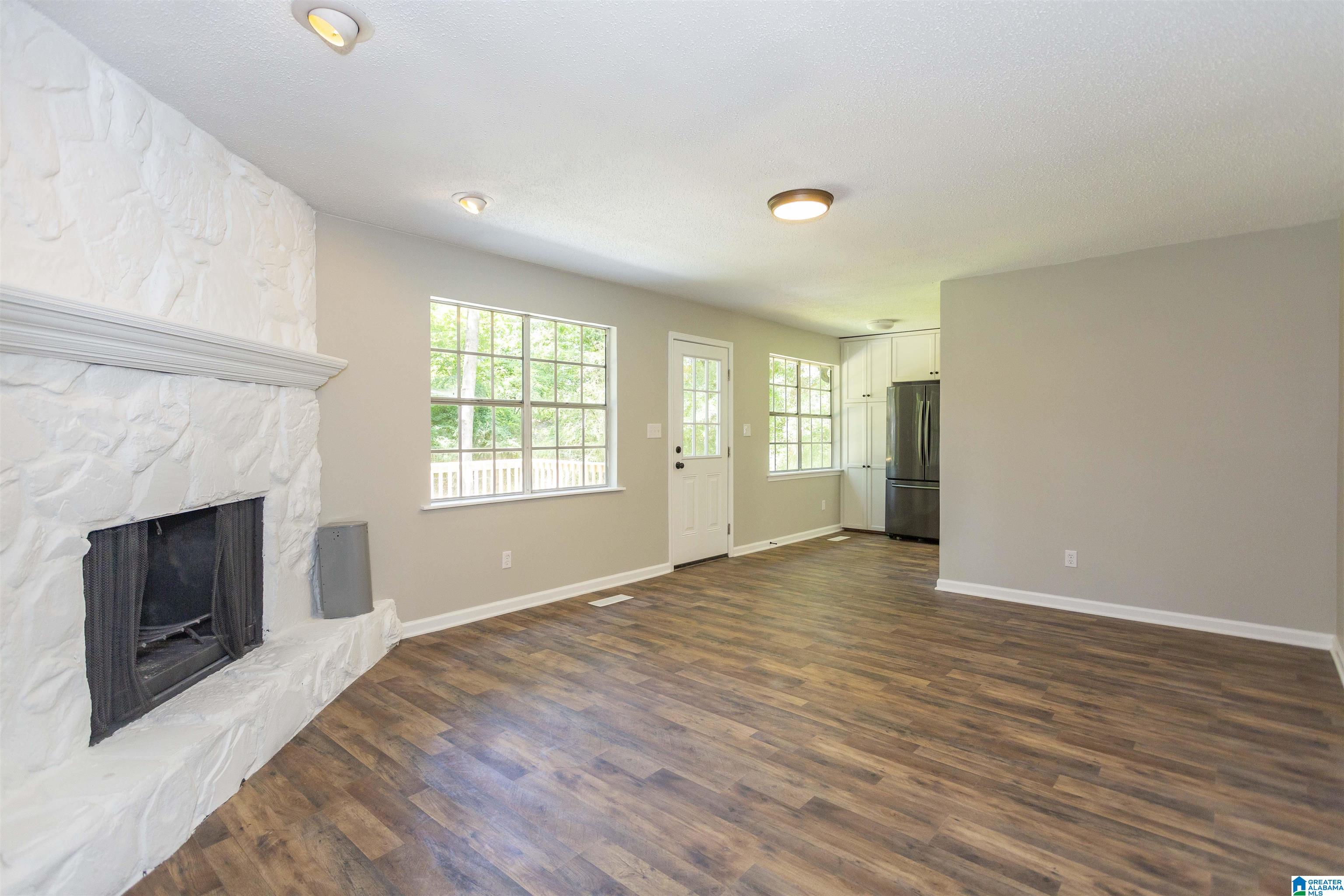 116 Hickory Street Alabaster, AL 35114 - Photo 15 of 42