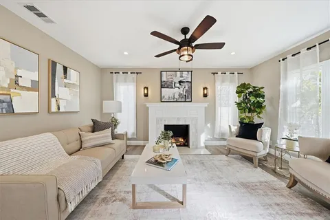 $960,000 | 2805 South La Brea Avenue, Los Angeles, CA 90016