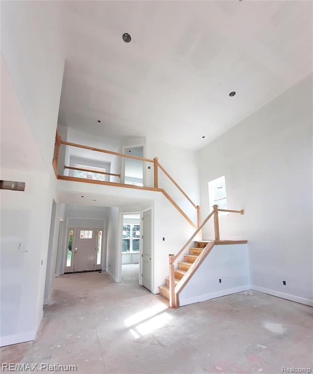 3901 North Latson Road Howell, MI 48855 - Photo 4 of 13 Gallery Image 4