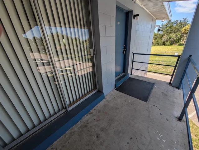 $1,200 | 140 Minna Lane, Unit 207, Merritt Island, FL 32953