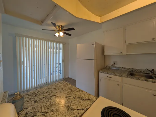 $1,200 | 140 Minna Lane, Unit 207, Merritt Island, FL 32953