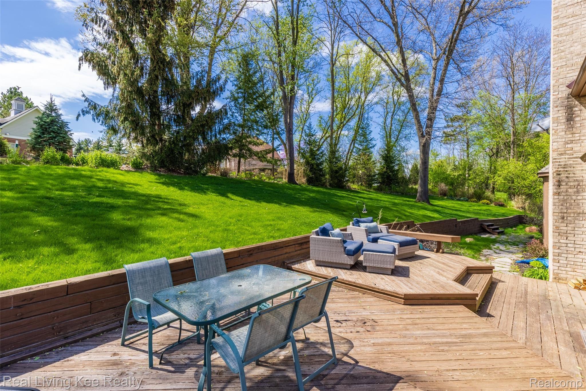 1427 Ridge Court Rochester, MI 48306 - Photo 49 of 50 1427 Ridge Ct-50.jpg