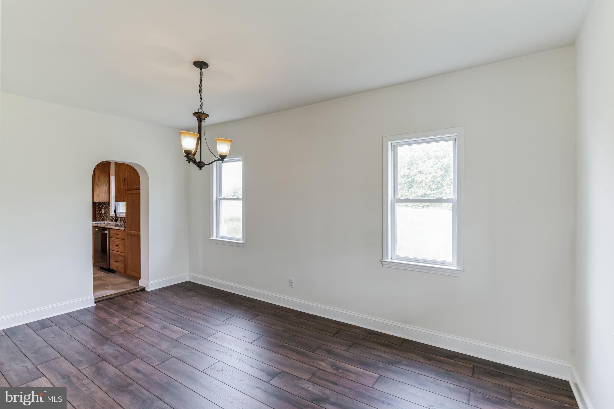 650 Tollgate Road Quakertown, PA 18951 - Photo 7 of 34 Living Room Towards Front