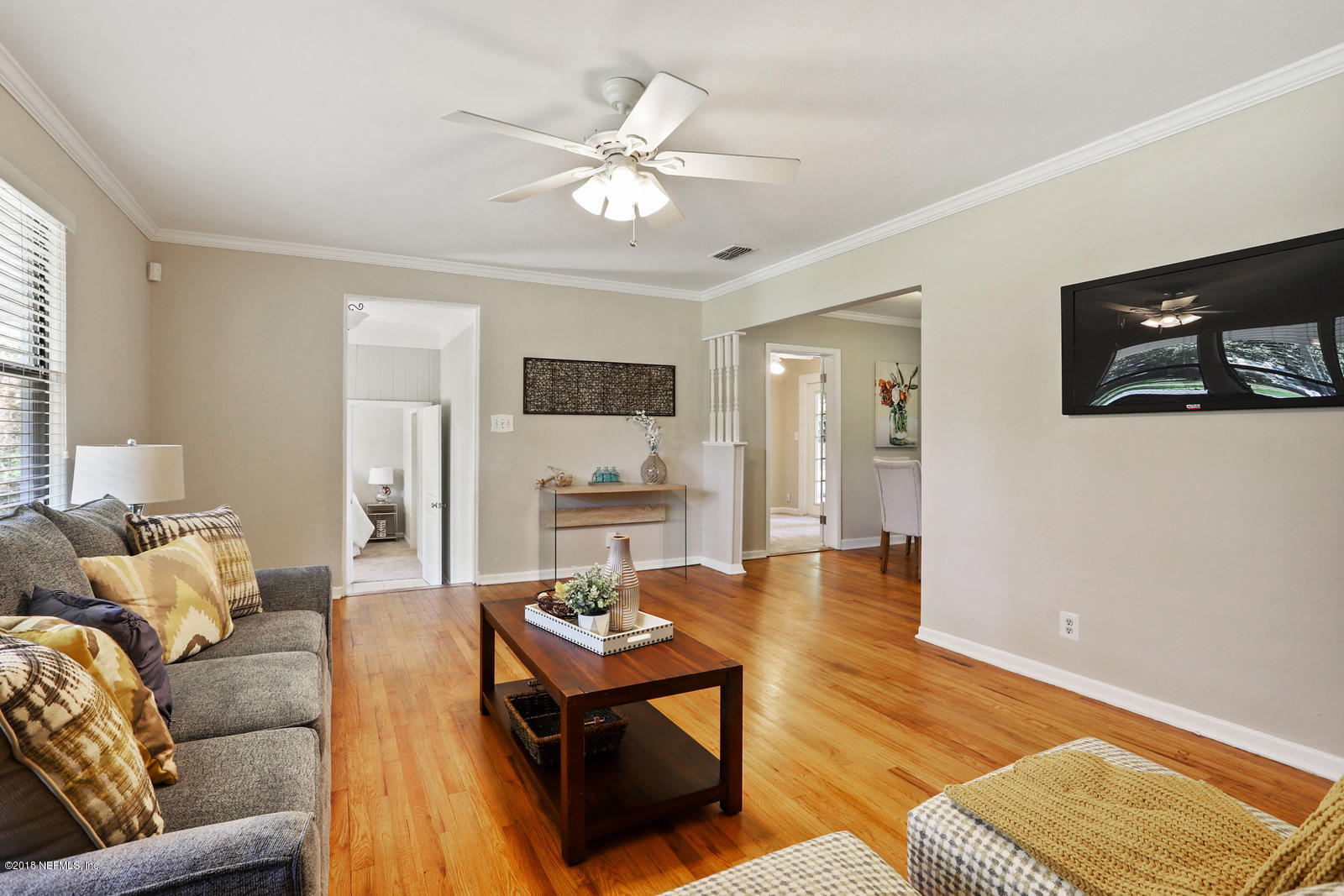 4634 Westfield Road Jacksonville, FL 32210 - Photo 8 of 25 008_1600x1067_mls_1600x1067