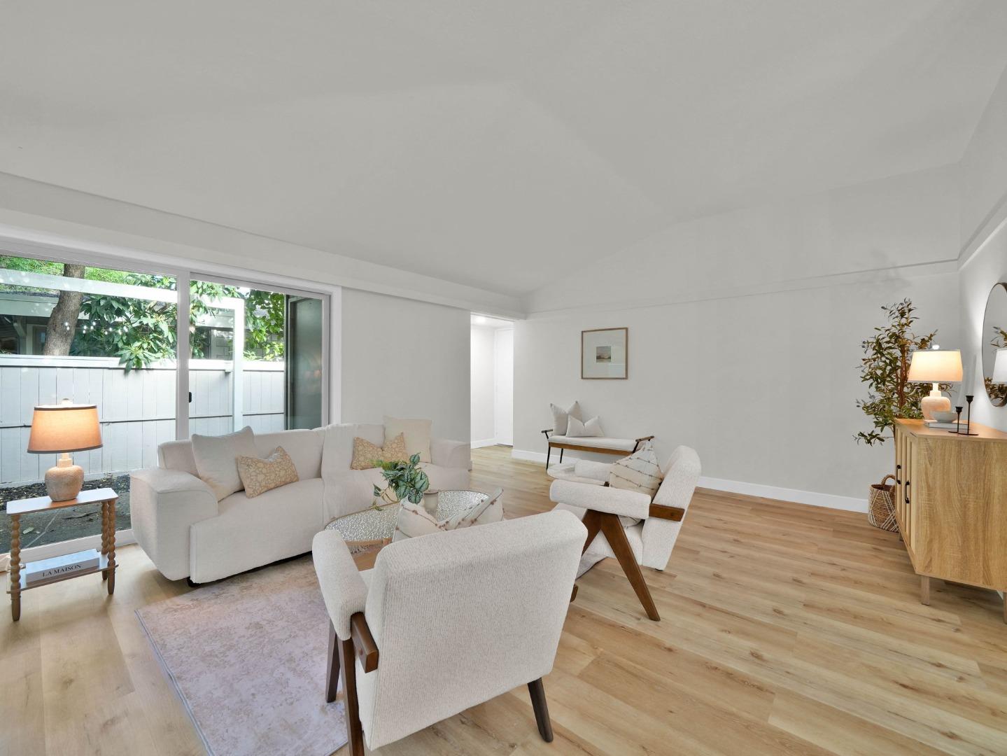 500 West Middlefield Road, Unit 170 Mountain View, CA 94043 - Photo 7 of 26