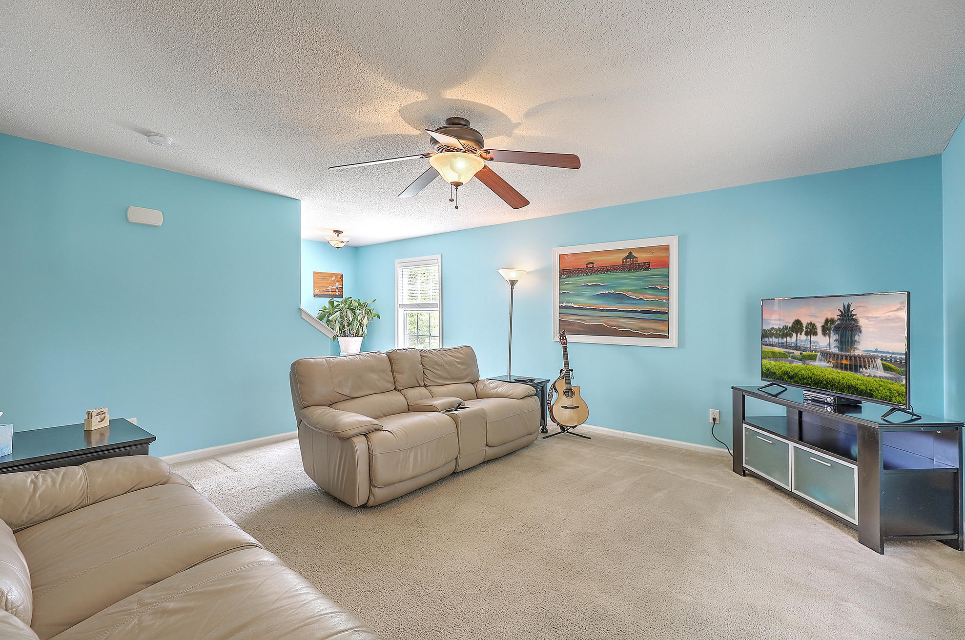 7924 New Ryder Road North Charleston, SC 29406 - Photo 6 of 31 Living Room