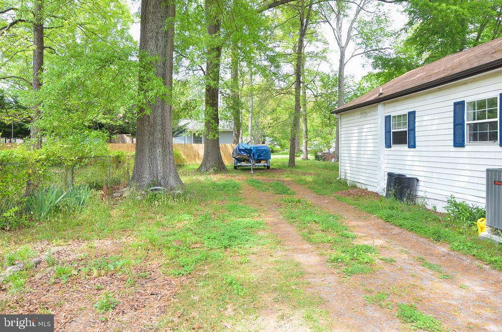 121 6th Street Colonial Beach, VA 22443 - Photo 22 of 33