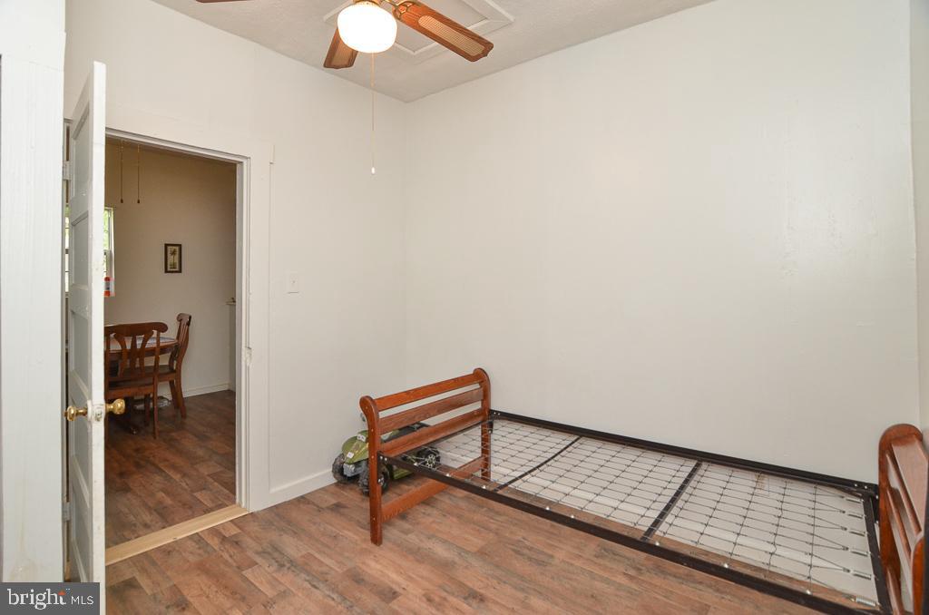 121 6th Street Colonial Beach, VA 22443 - Photo 25 of 33