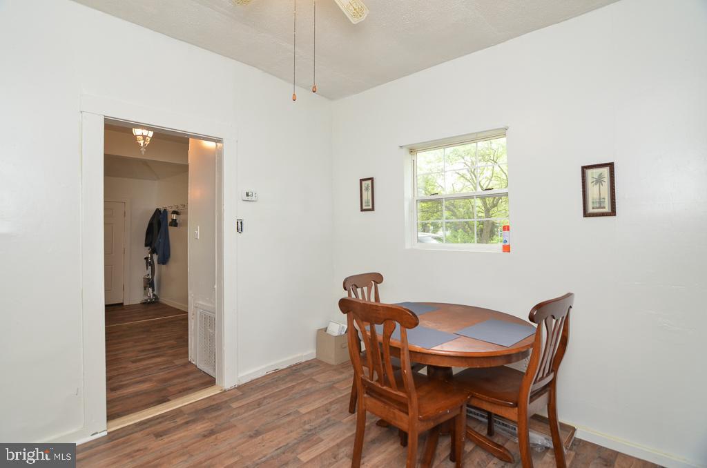 121 6th Street Colonial Beach, VA 22443 - Photo 26 of 33