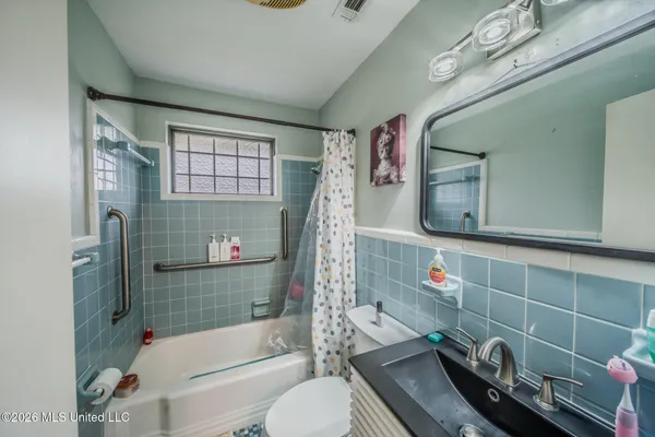 $283,000 | 215 Lynwood Circle, Long Beach, MS 39560