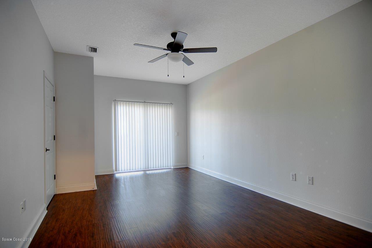 3191 Ricks Way Melbourne Beach, FL 32951 - Photo 6 of 30 Large Master Bedroom