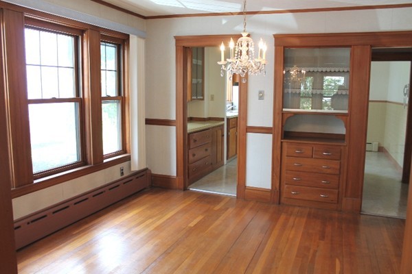12 Upland Road Somerville, MA 02144 - Photo 3 of 16 Gallery Image 3