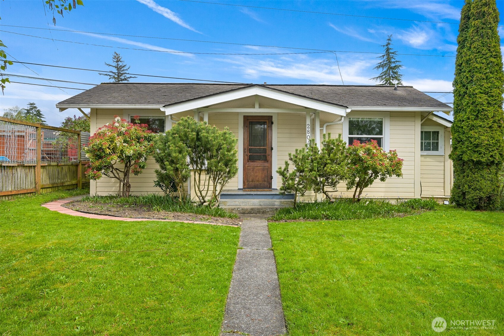 2804 Ellis Street Bellingham, WA 98225 - Photo 3 of 31
