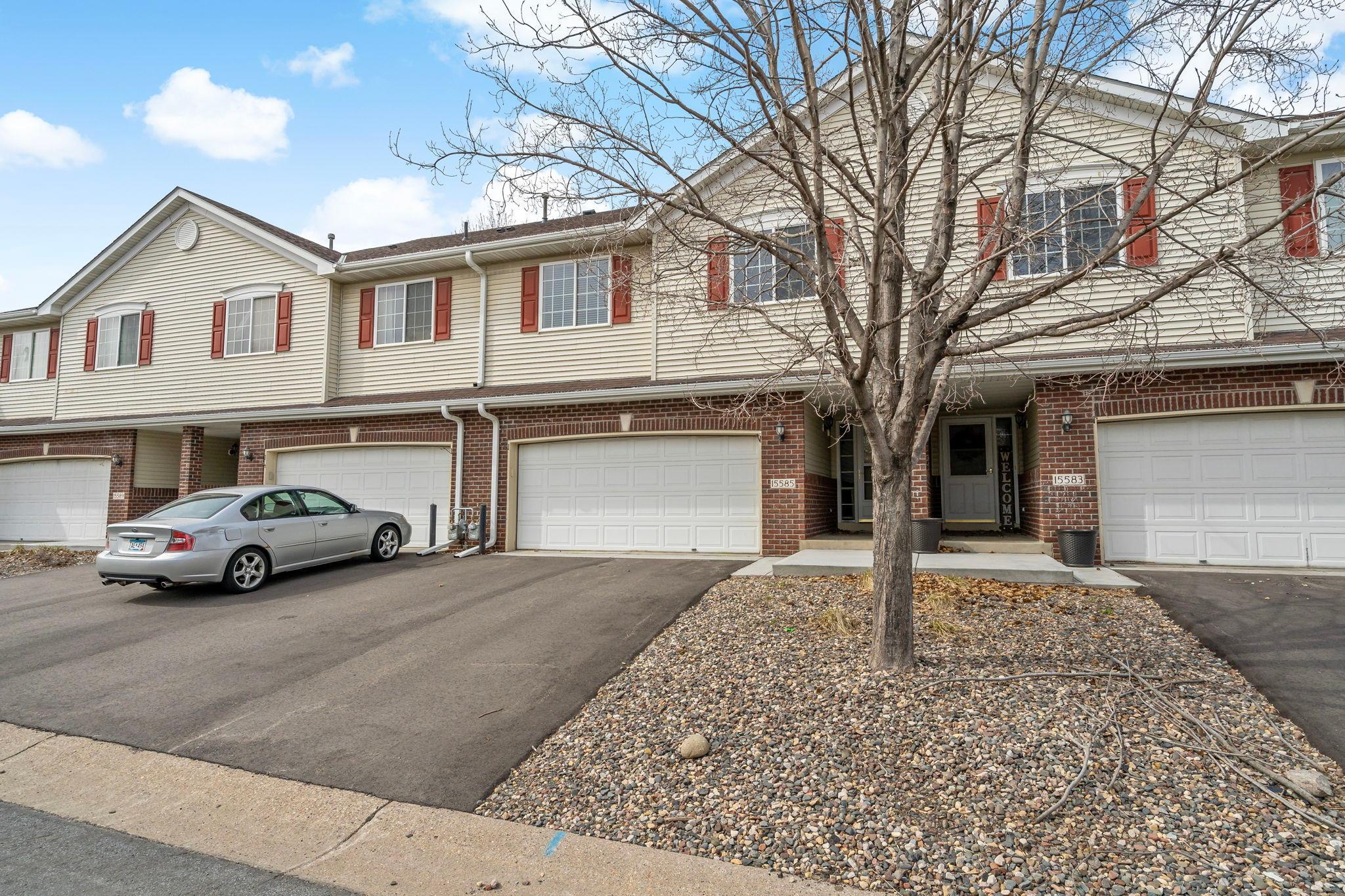 15585 Cherry Path Rosemount, MN 55068 - Photo 4 of 45