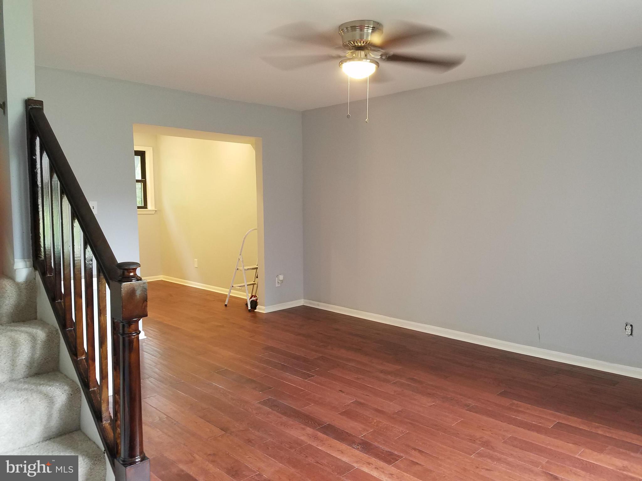 4917 Sheriff Road Northeast Washington, DC 20019 - Photo 3 of 20 Living Room
