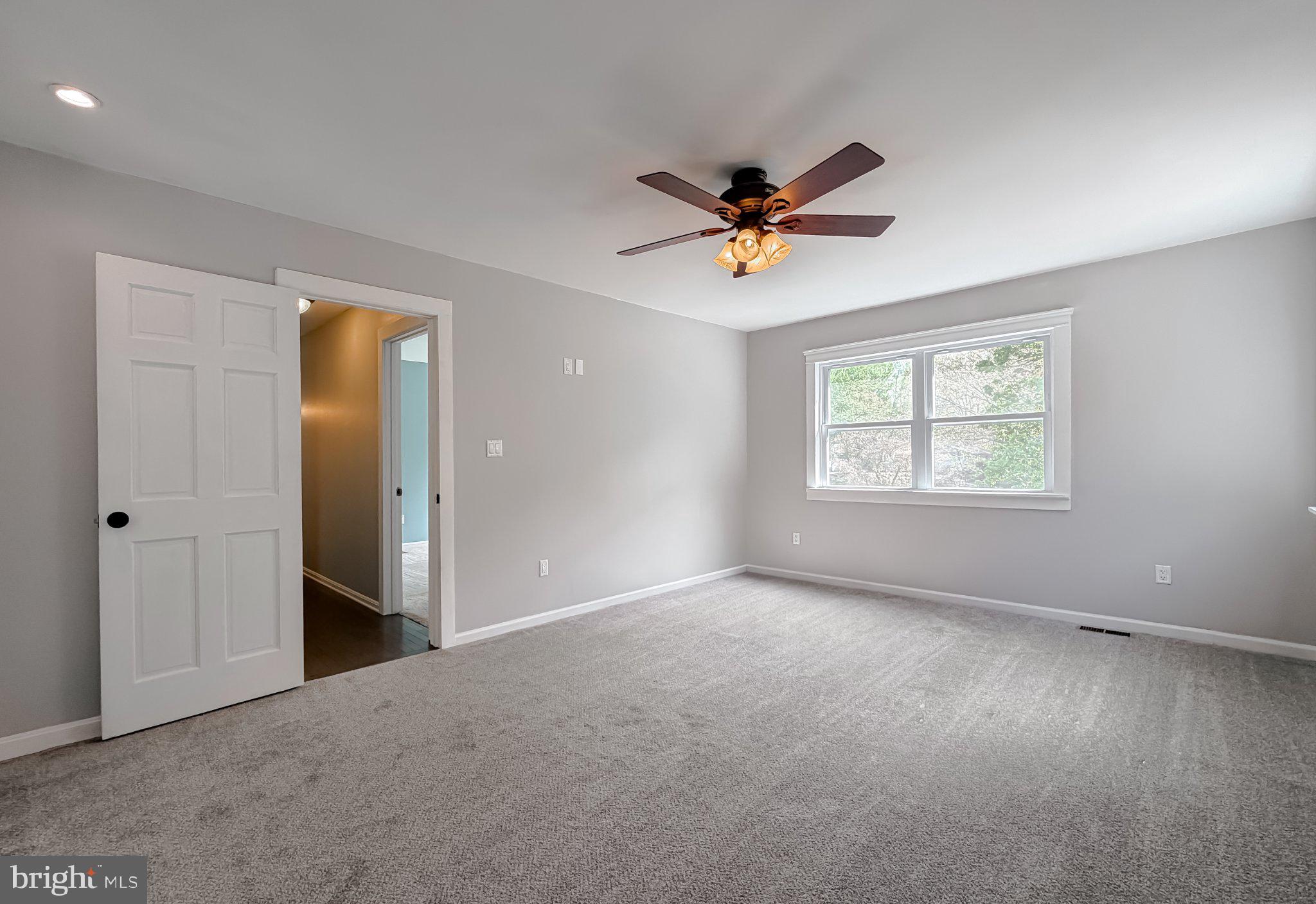 2420 Cecil Lane Huntingtown, MD 20639 - Photo 41 of 72 Spacious room with natural light.