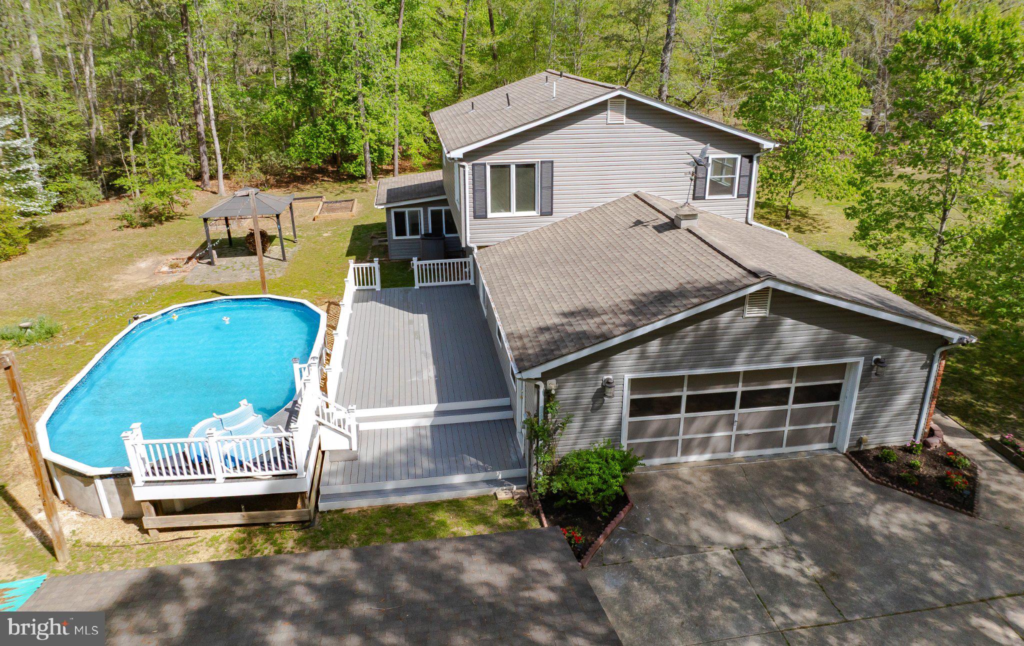 2420 Cecil Lane Huntingtown, MD 20639 - Photo 7 of 72 Charming home with inviting pool oasis.
