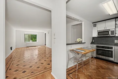 $505,000 | 50 Columbus Avenue, Unit 506, Tuckahoe, NY 10707
