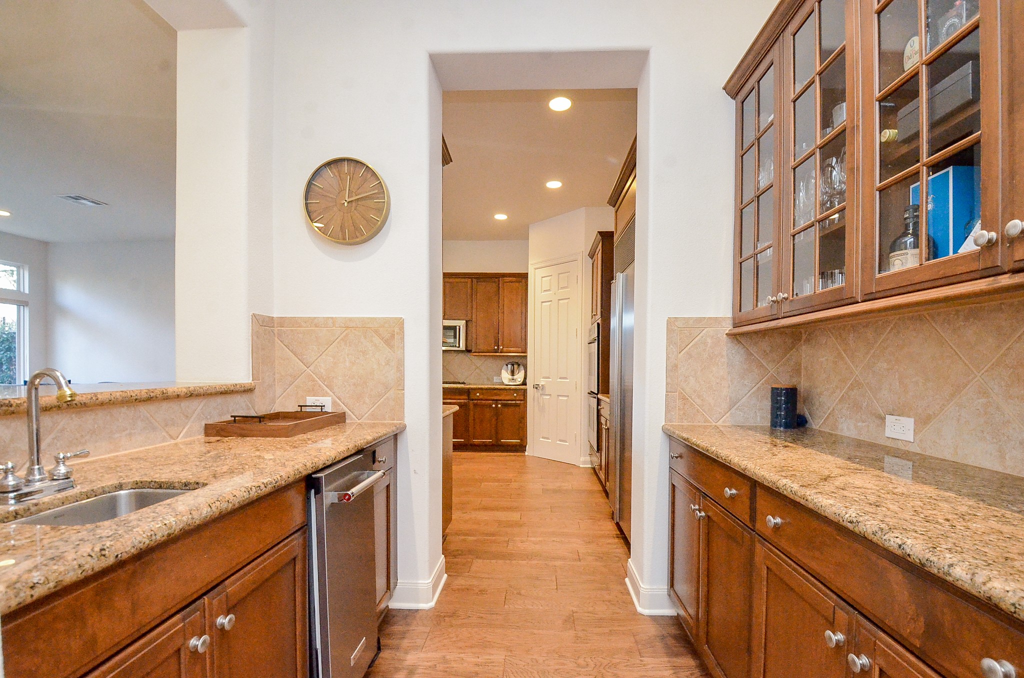 2826 Tudor Manor Houston, TX 77082 - Photo 18 of 50