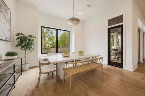 $2,630,000 | 4501 Valerie Street, Bellaire, TX 77401