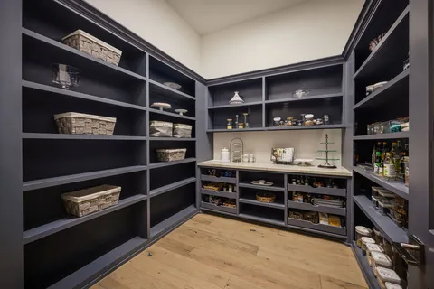 $2,630,000 | 4501 Valerie Street, Bellaire, TX 77401