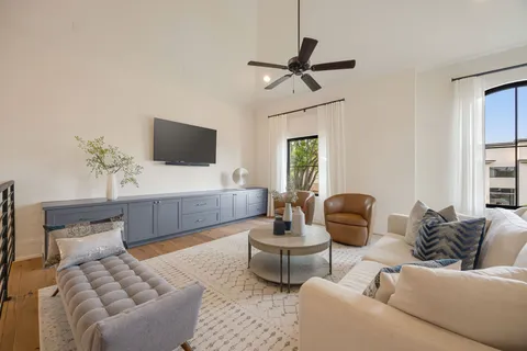 $2,630,000 | 4501 Valerie Street, Bellaire, TX 77401