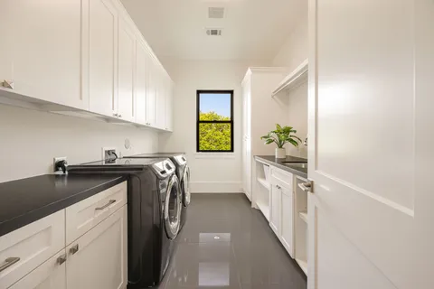 $2,630,000 | 4501 Valerie Street, Bellaire, TX 77401