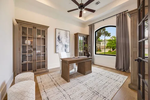 $2,630,000 | 4501 Valerie Street, Bellaire, TX 77401