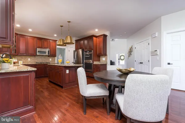 $1,250,000 | 15749 Rothschild Court, Haymarket, VA 20169