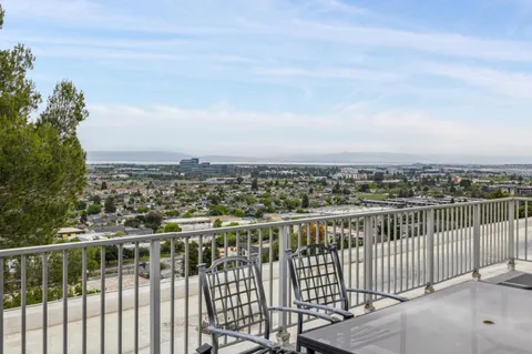 $975,000 | 400 Davey Glen Road, Unit 4623, Belmont, CA 94002