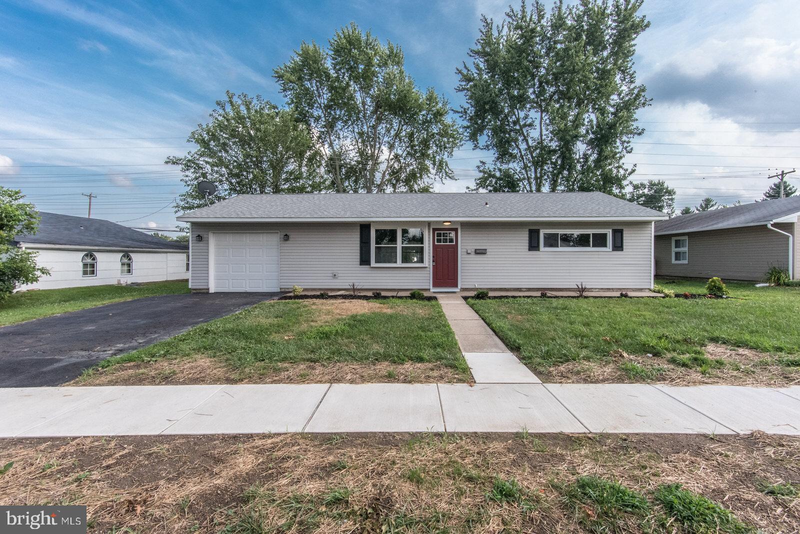 28 Gun Road Levittown, PA 19057 - Photo 1 of 40