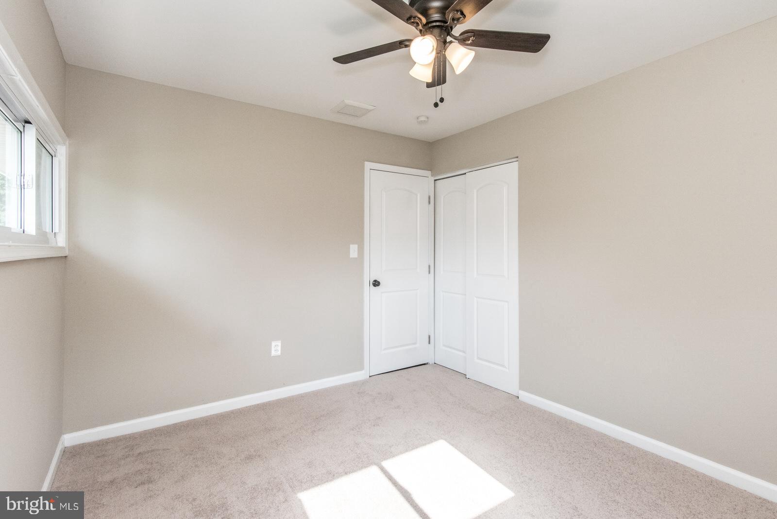 28 Gun Road Levittown, PA 19057 - Photo 19 of 40