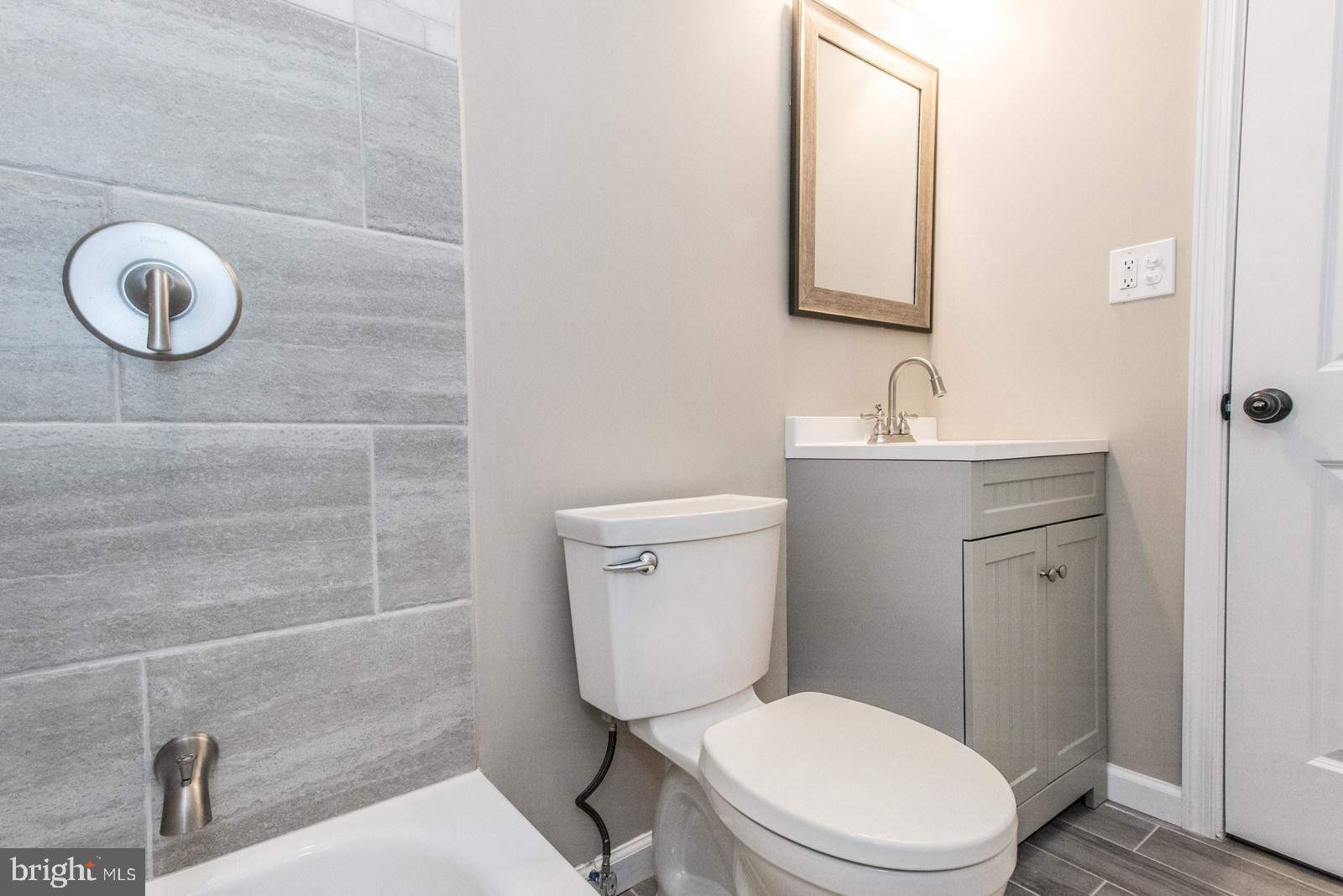 28 Gun Road Levittown, PA 19057 - Photo 24 of 40