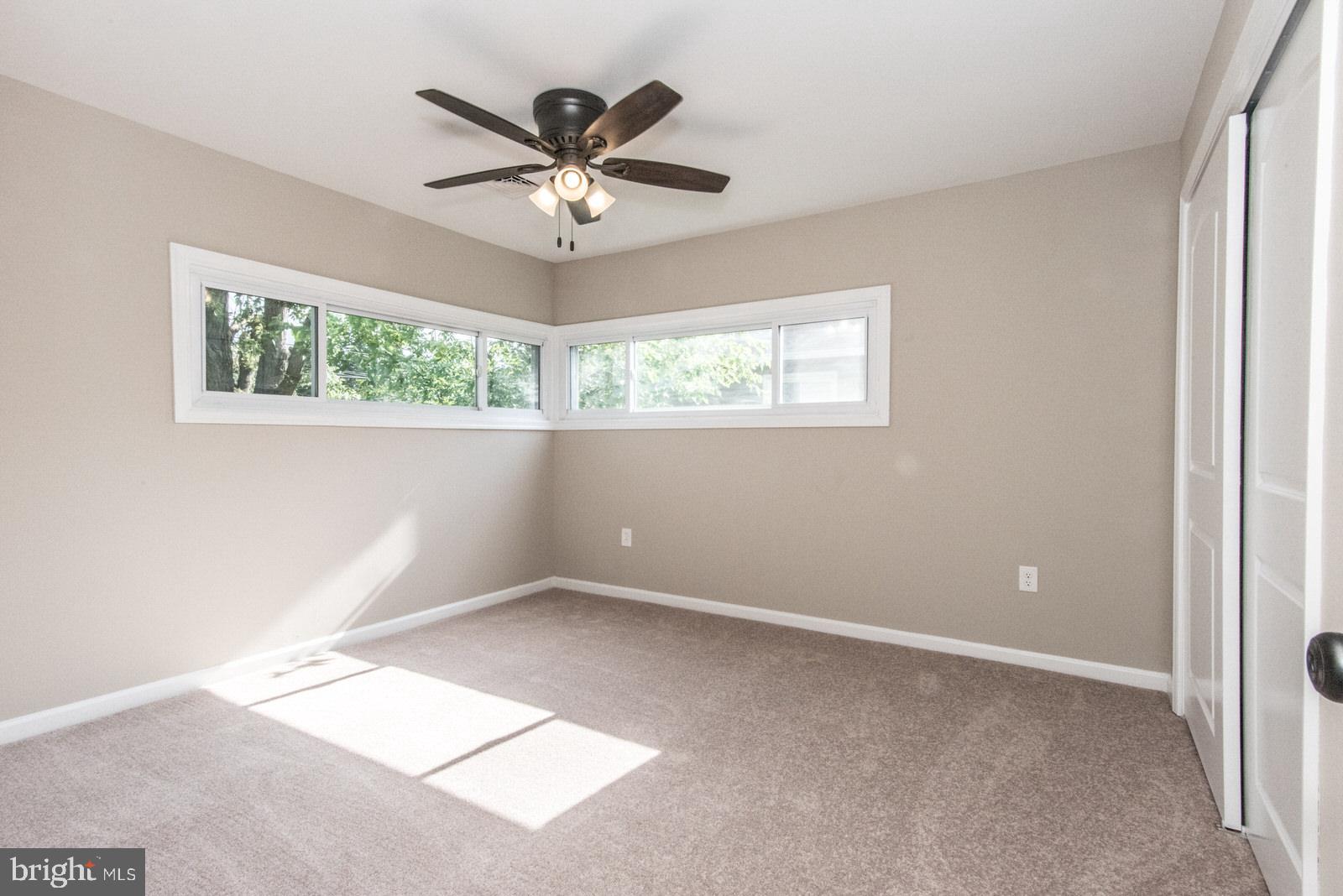 28 Gun Road Levittown, PA 19057 - Photo 27 of 40